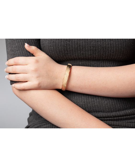 14K 10mm Twist Bangle